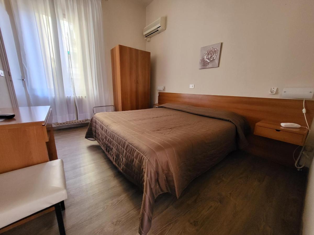 Hotel Giovanna Монтекатини-Терме Экстерьер фото